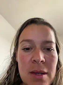 Holly_cum11 from StripChat