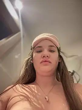 Holly_Molii from StripChat