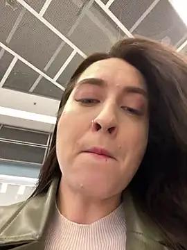 Holly_Play from StripChat