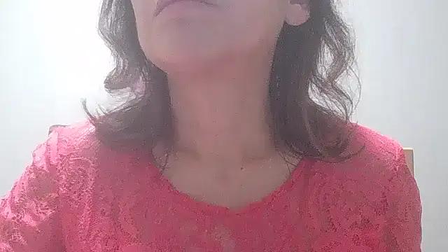 HollyJewel from StripChat