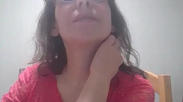 HollyJewel from StripChat