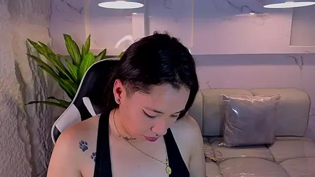 Hollypeyton_Tp from StripChat is Freechat