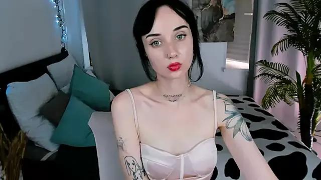 HollyVex from StripChat