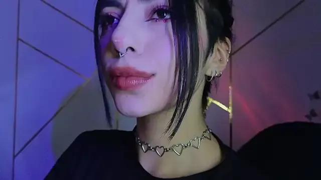 Hollyxx_ from StripChat