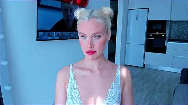 HoneyBunnyPot from StripChat is Freechat