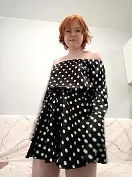 HoneyErica from StripChat is Freechat