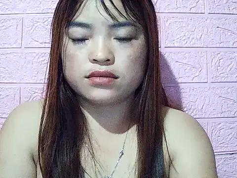 HongLien9 webcams show profile image 