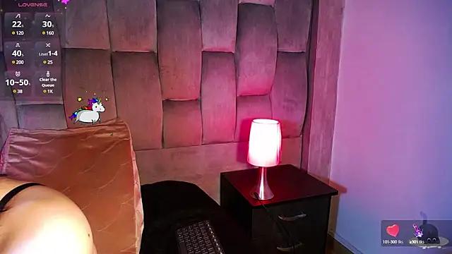 honney_dark from StripChat