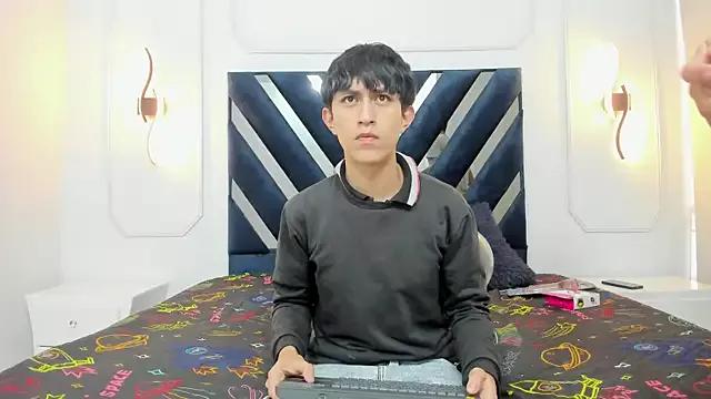 hoot_booys_ from StripChat is Freechat