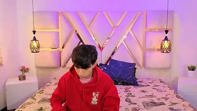 hoot_boyss from StripChat is Freechat