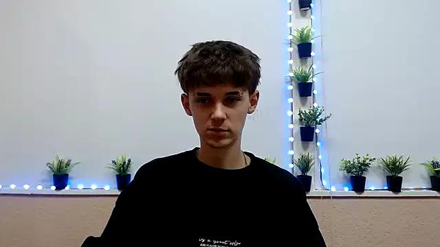 Photos of Hoot_Dude_ from StripChat is Freechat