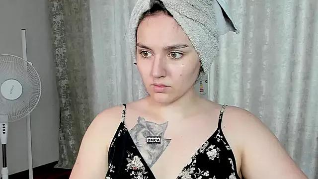 Hoot_owl_cb from StripChat