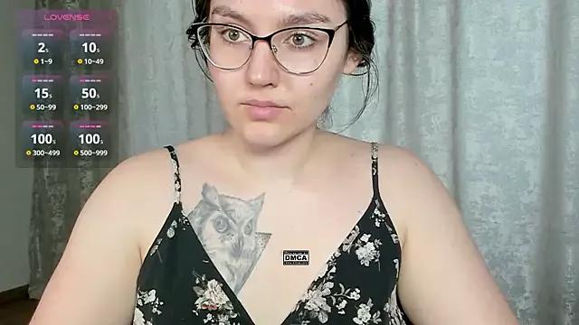 Hoot_owl_cb from StripChat