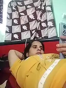 Horny-Show from StripChat is Freechat