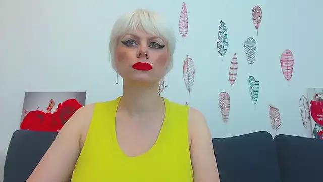 Horny_mommyyyy from StripChat is Freechat