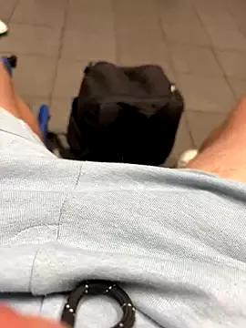 Hornyboy71x1 webcams show profile image 