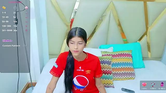 hornylittledaughter from StripChat is Freechat