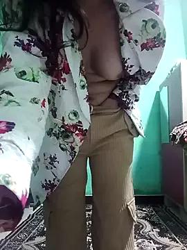 Hornyme18 from StripChat is Freechat