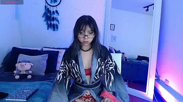 hoshi_mai from StripChat