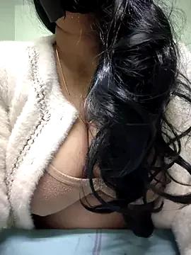 Hot--sexyGirl from StripChat is Freechat