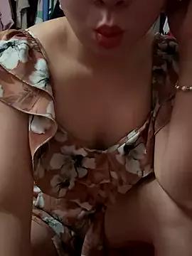 Hot-Today from StripChat is Freechat