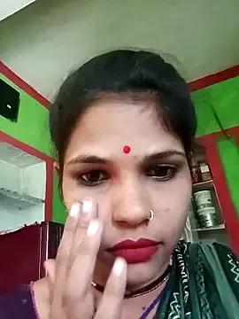 Hot_diyaa on StripChat