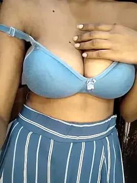 Hot_Goldess111 from StripChat is Freechat