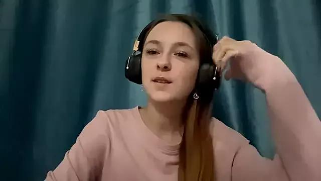 Photos of HOTBellakle from StripChat is Freechat