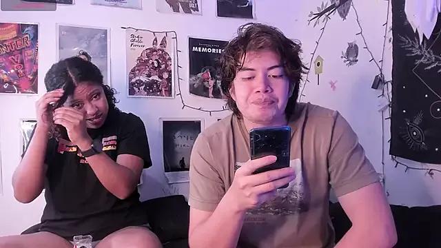 hothoneychile from StripChat