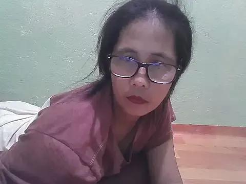 HotLadyPinay32 from StripChat is Freechat