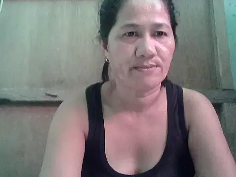 hotmama_063 from StripChat is Freechat