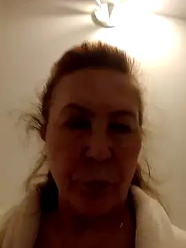 Hottie-Mom from StripChat