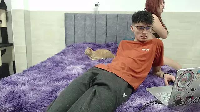 hottie__couple from StripChat is Freechat