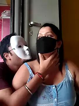 Hottie_couple69 from StripChat