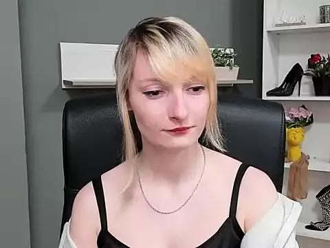 hottieBlair from StripChat