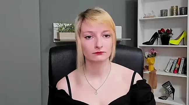 hottieBlair from StripChat
