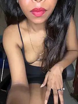 hottiexxxmexxx from StripChat is Freechat