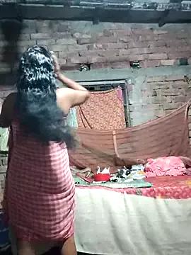 Hotty-dola from StripChat