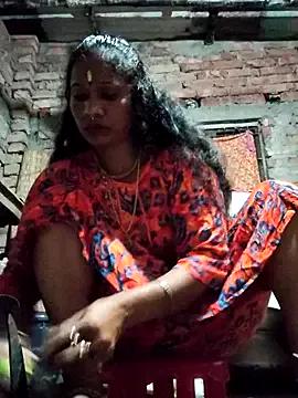 Hotty-dola from StripChat