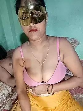 Hotty-Monaa from StripChat