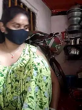 Hotty-rimi from StripChat