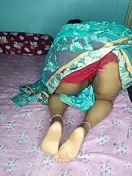Hotty-rosni from StripChat