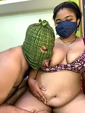 Hotty_Mona_ from StripChat