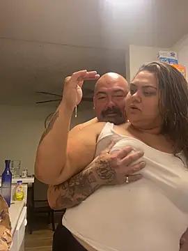 HOTWIFEKALI93 from StripChat is Freechat