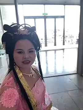 hualian_520 from StripChat is Freechat