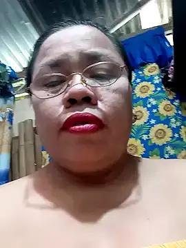 Huge_mama69 from StripChat is Freechat
