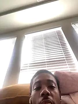 Huhgtr webcams show profile image 