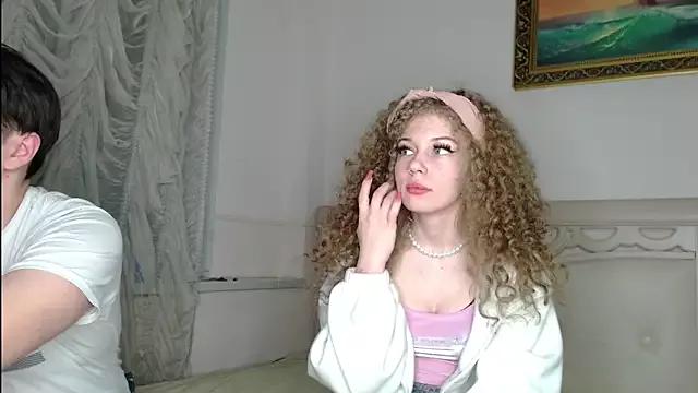 Hurricane_of_love webcams show profile image 