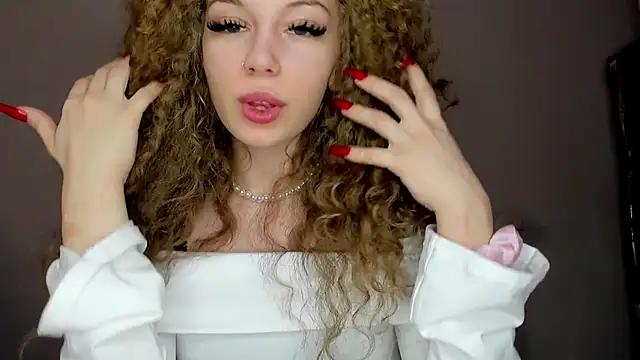 hurricane_of_love from StripChat