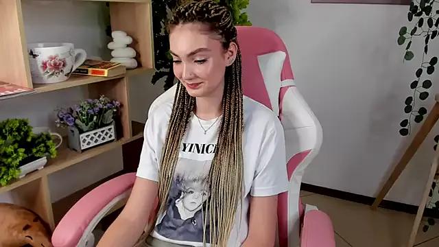 HyePastor from StripChat is Freechat